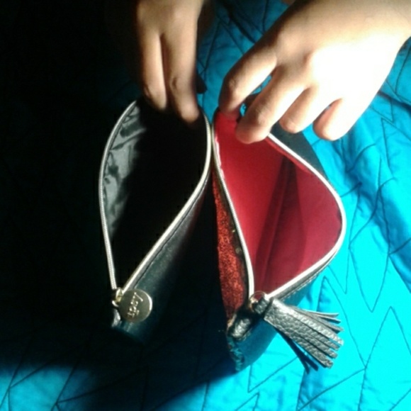 Ipsy Cosmetic 4 pack bundle - Picture 4 of 4